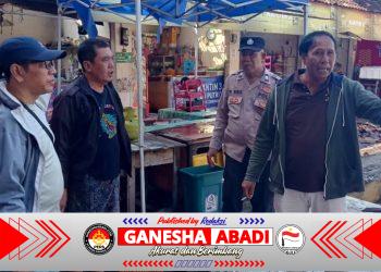 Respon Cepat Hotline 110 Polri, Polsek Denpasar Utara Tangani Kebakaran Kantin SMPN 2 Denpasar