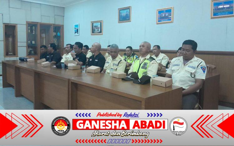 Kapolsek Kawasan Pelabuhan Benoa Gelar Tatap Muka Bersama Security untuk Perkuat Sinergitas Kamtibmas.