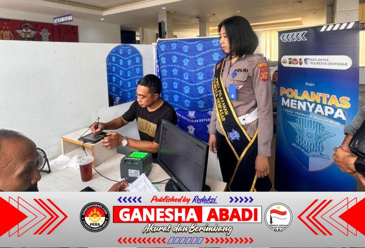 Pendampingan Humanis Satpas SIM Polresta Denpasar, Pemohon Dibantu Saat Pendataan dan Foto SIM