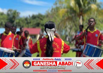 Bukan Sekadar Bermain Musik, Inilah Cara Prajurit Yonif TP 859/RBK Membentuk Disiplin dan Jiwa Nasionalisme Generasi Muda di Kampung Wakre.
