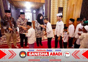 Peringati 10 Muharram, Bupati Ipuk Gelar Doa Bersama dan Santunan Anak Yatim