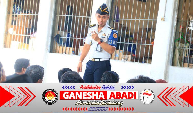 Tingkatkan Kewaspadaan, Lapas Banyuwangi Gelar Razia Kamar Hunian Seusai Apel Pagi