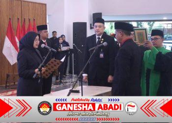 Bupati Ipuk Lantik Suyanto Waspo Tondo Wicaksono Sebagai Sekda Banyuwangi