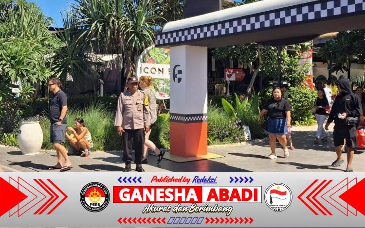 Bhabinkamtibmas Kelurahan Sanur Laksanakan Sambang Dan Himbauan Kamtibmas Humanis Di Areal Pantai Icon Bali Mall