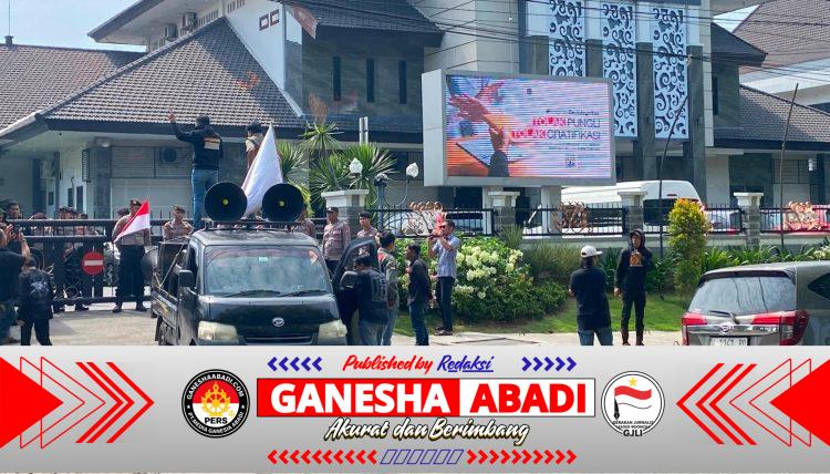 12 Jamaah Tertahan di Jeddah, AMI Pertanyakan Kinerja Imigrasi TPI Surabaya