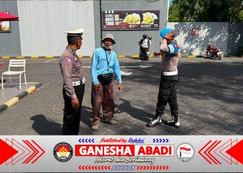 Patroli Sambang Humanis Polsek Denpasar Barat, Perkuat Kamtibmas di Pusat Keramaian dan Cegah Kejahatan Jalanan