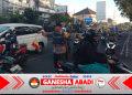 Cegah Penumpukan Kendaraan Bhabinkamtibmas Desa Pemecutan Kaja Laksanakan Ph Pagi Di Depan Smkn 1 Denpasar