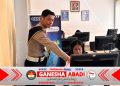Humanis dan Responsif, Satpas SIM Polresta Denpasar Dampingi Pemohon Saat Ujian Teori