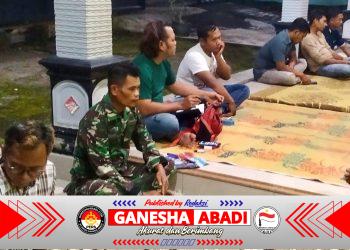 Patroli Wilayah dan Pembinaan Pemuda, Babinsa Rembun Ajak Karang Taruna Jadi Pelopor Kegiatan Positif