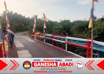 Sambut Hari Bhayangkara ke-80, Polres Musi Rawas Hadir Bangun Jembatan dan Perkuat Akses Warga Jayaloka,,