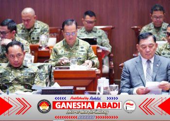 Panglima TNI dan Menhan RI Hadiri Raker Bersama Komisi I DPR RI