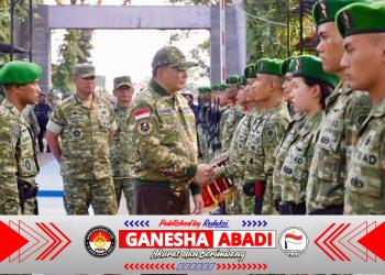 Wapang TNI Bersama Menhan RI Tinjau Lokasi Industri Strategis dan Yonif TP 938/Pancasona di Jawa Barat