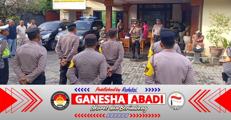Pastikan Kesiapan Personel, Kapolsek Dentim Gelar Apel Pengamanan Gapura Agung dan PKB ke-XLVIII