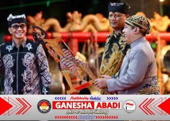 Dihadiri Kapolda Jatim, Pagelaran Wayang Kulit Warnai Hari Bhayangkara ke-80 di Banyuwangi