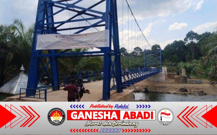 Viral di berbagai platform media sosial, proyek pembangunan jembatan di kawasan Sungai Malus, Batu Pepe Kelurahan Petanang,