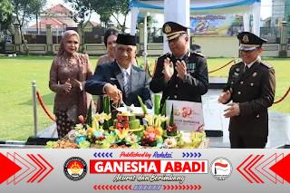 Polres Lubuklinggau Menggelar Upacara dan Syukuran Dalam Rangka Memperingati HUT Bhayangkara Ke-80