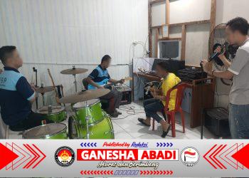 Asah Bakat dan Kreativitas Warga Binaan Rutan Buntok Laksanakan Pembinaan Melalui Musik