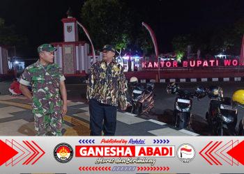 Patroli Malam TNI di Jantung Kota Wonogiri, Serka Jumadi Pastikan Situasi Tetap Aman dan Kondusif