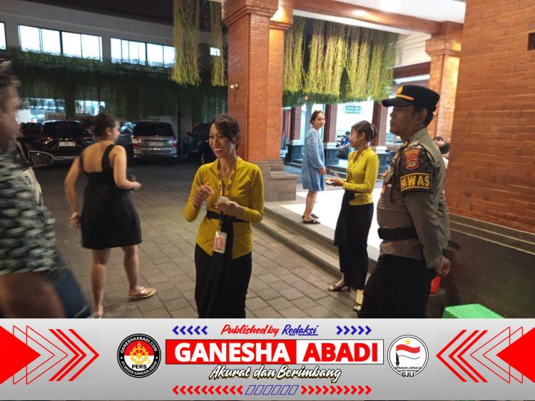 Jaga Keamanan Wilayah Polsek Kuta Laksanakan Patroli Malam