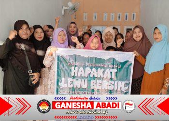 Sosialisasi Inovasi HAPAKAT LEWU BERSIH Warnai Pertemuan Rutin Ibu-Ibu RT 35 RW 04 Kelurahan Buntok Kota.