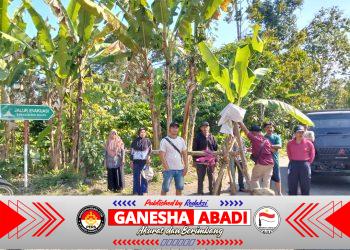 Warga Desa Bayu Gelar Aksi Protes dan Penutupan Jalan, Desak Perbaikan Infrastruktur yang Bertahun-Tahun Rusak