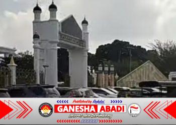 Parkiran Masjid Agung As-Salam Diduga Dialihfungsikan, Masyarakat Minta Pemkot Lubuk Linggau Bertindak.