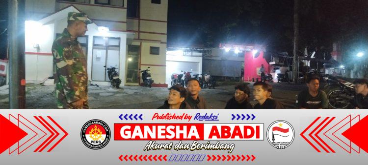 Babinsa Koramil 14 Jatisrono Ajak Warga Perkuat Keamanan Lingkungan