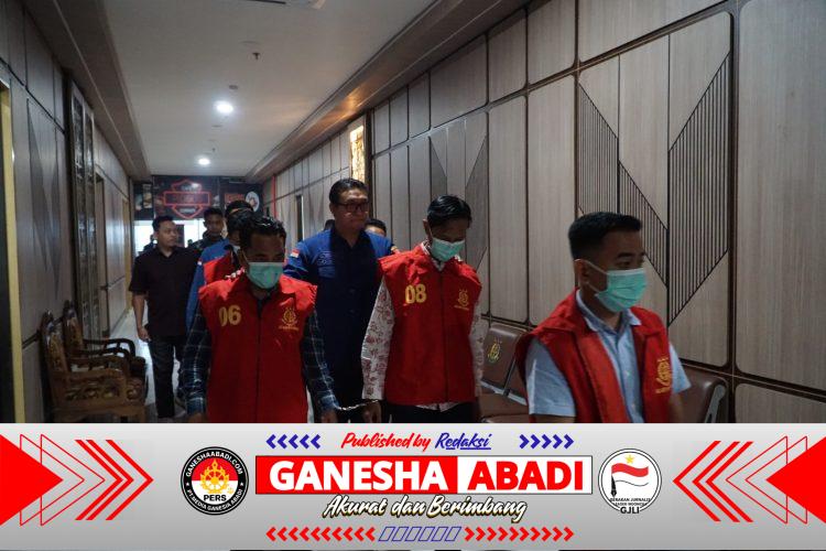 Kejati Kalteng Tetapkan 5 Orang Tersangka Ketua dan Komisioner KPU Kotim Dugaan Dana Hibah Pilkada T.A 2023-2024.