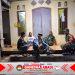 Patroli Malam Babinsa Paranggupito Perkuat Sinergitas dengan Tokoh Masyarakat