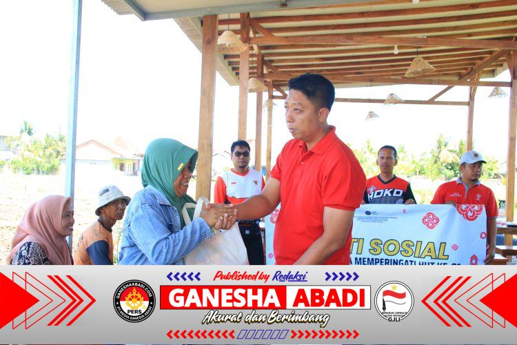 Sambut HUT RI ke-81, Lapas Banyuwangi Salurkan Paket Sembako untuk Warga Sekitar