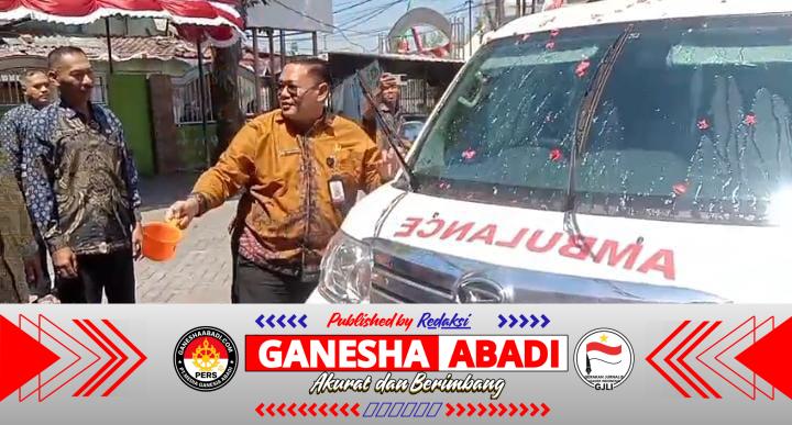 Wujudkan Pelayanan Publik yang Responsif, Kades Semampir Luqman Mualim Gelar Tasyakuran Ambulans Desa