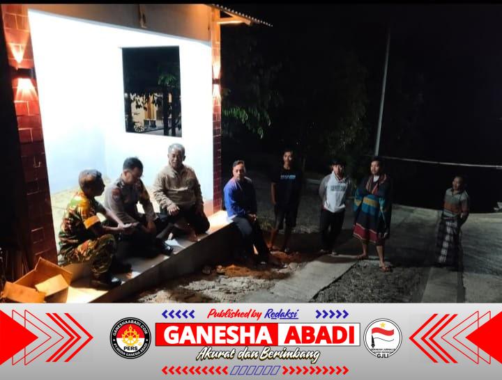 Babinsa Koramil Jatipurno Bersama Bhabinkamtibmas Laksanakan Patroli Malam
