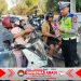 Semarak HUT RI ke-81, Polsek Denpasar Selatan Bagikan Bendera Merah Putih kepada Masyarakat