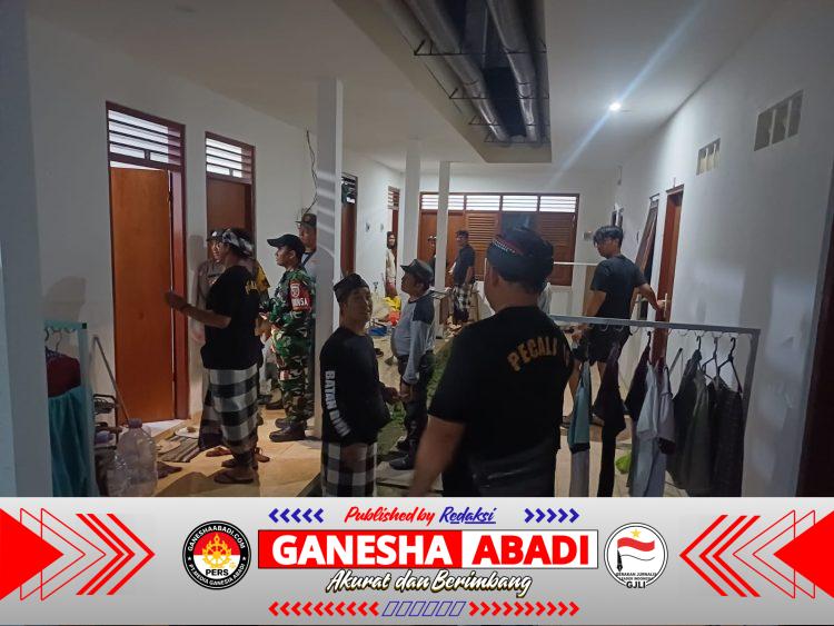 Jaga Tertib Administrasi Kependudukan, Bhabinkamtibmas Kesiman Petilan Bersama Unsur Terkait Data Duktang Non-Permanen