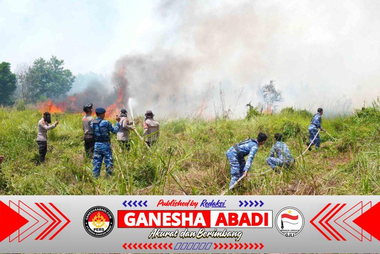 Komandan Lanud Sjamsudin Noor Dampingi Pangkodau II Tinjau Langsung Penanggulangan Karhutla di Kalimantan Selatan