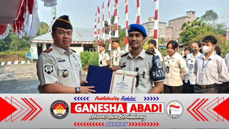 Rutan Kelas IIB Buntok Laksanakan Penyematan Tanda Kehormatan Satyalancana Karya Satya X Tahun