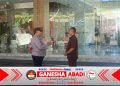 Sambangi Menara Mandiri, Bhabinkamtibmas Kel. Dangin Puri Sampaikan Imbauan Kamtibmas dan Layanan 110