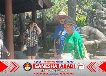 Sambangi Tempat Wisata, Bhabinkamtibmas Kesiman Petilan Edukasi Karyawan Big Garden Corner tentang Kamtibmas
