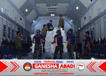 Hari Ketiga Belas Penanganan Gempa NTT, TNI Sudah Salurkan 946,923 Ton Bantuan