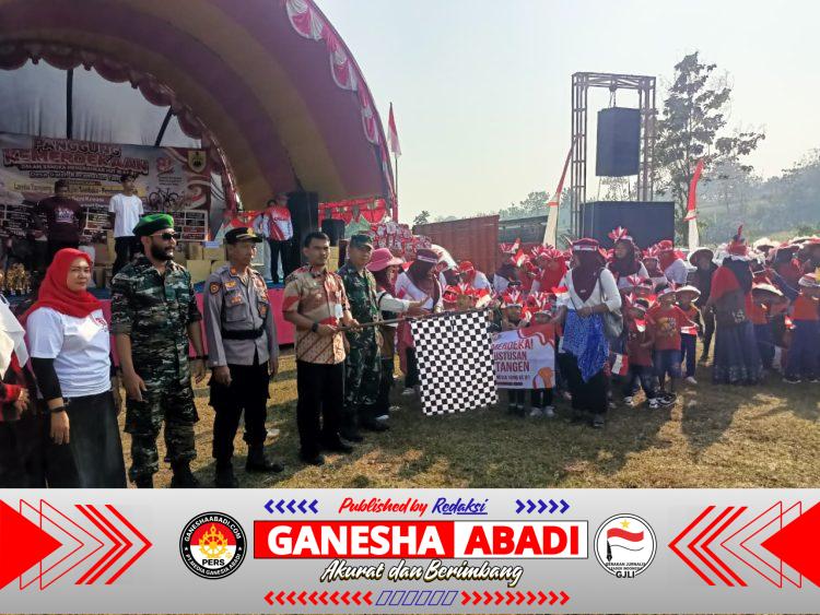 Bati Tuud Tangen Kawal Karnaval HUT RI ke-81, 300 Warga Galeh Tumpah Ruah