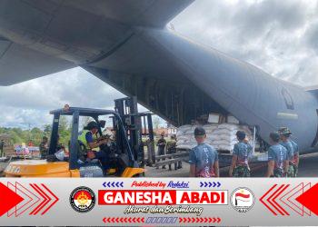 Pasokan Beras ASN Tiba di Yahukimo, Diangkut Hercules C-130 TNI AU