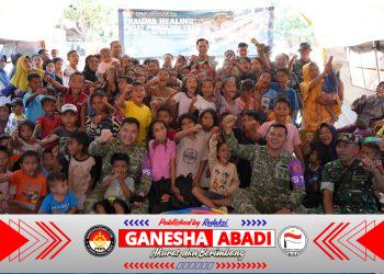 Puspsi TNI Bersama Kodim 1612/Manggarai dan Yonif TP 834/WM Berikan Trauma Healing kepada Penyintas Gempa