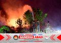 Gelap Malam Tak Jadi Penghalang, Satgas Karhutla Lanud Sjamsudin Noor Kembali Berjibaku Hadang Karhutla Hingga Dini Hari