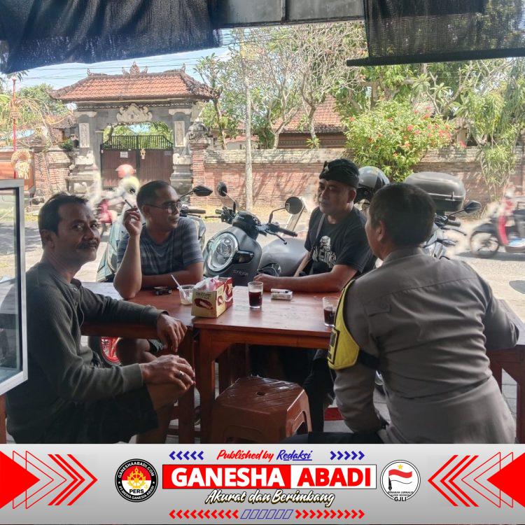 Bhabinkamtibmas Desa Ubung Kaja Sosialisasikan Layanan 110 Polri Melalui Sambang Dialogis