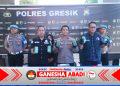 Warga Lapor Lewat 110, Satresnarkoba Polres Gresik Temukan 10,8 Kg Ganja dalam Vespa di Gudang Ekspedisi