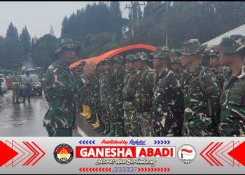 Gerak Cepat TNI Bantu Tangani Dampak Banjir Bandang di Kabupaten Solok Sumbar