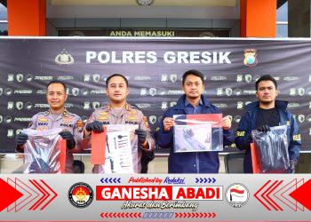 Kapolres Gresik Kembalikan Motor Milik Korban Curian, Dua Pelaku Diberi Tindakan Tegas Terukur