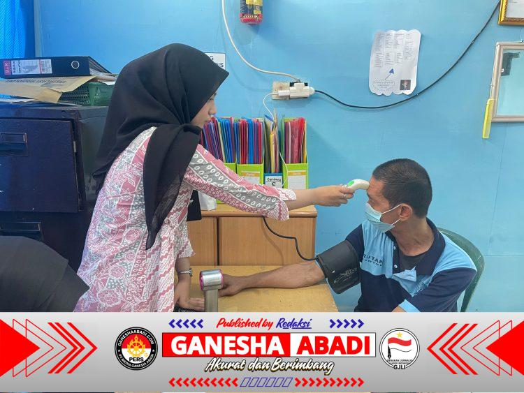 RUTAN KELAS IIB BUNTOK LAKSANAKAN PEMERIKSAAN KESEHATAN GUNA MENJAGA KONDISI FISIK DAN KEBUGARAN