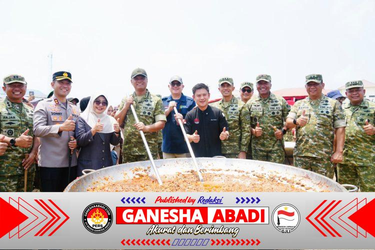 Wakil Panglima TNI Bagikan Sembako dan Tinjau Masak Kuali Merah Putih Bobon Santoso, Perkuat Kebersamaan TNI dan Rakyat