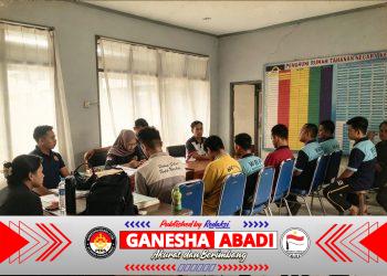 Ka.Yantah dan Ka. KPR Rutan Kelas IIB Buntok Berikan Arahan Kepada Tamping.